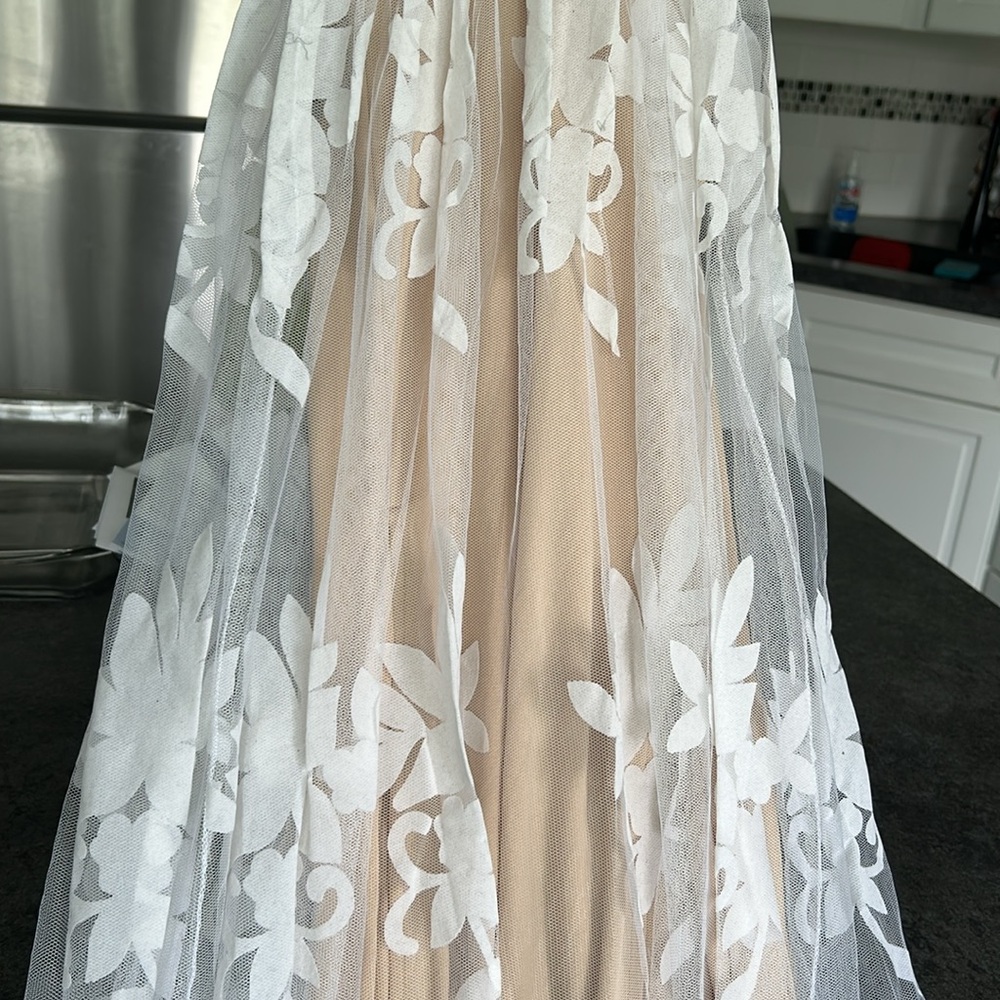 Nwt. Luxxel dress - Picture 4 of 6